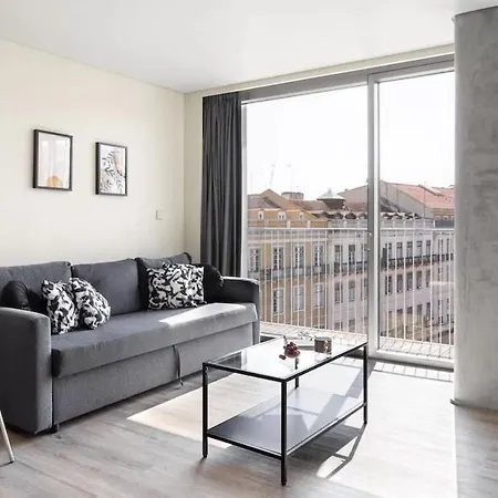 Amazing Central Studio With Balcony & Gym 2 Apartment *