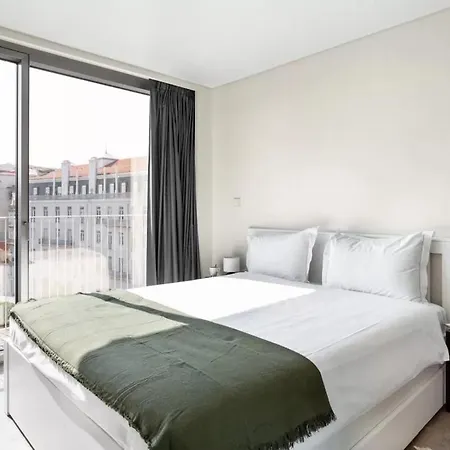 Apartment Amazing Central Studio With Balcony & Gym 2 *